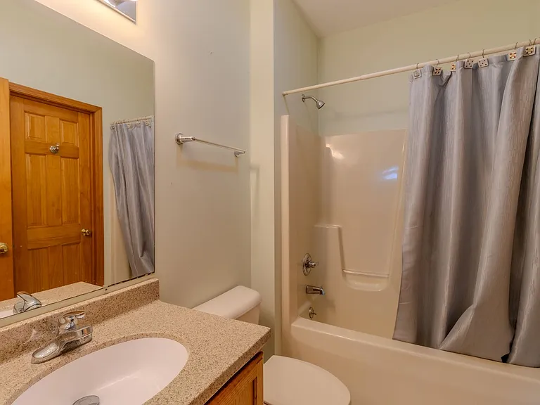 11225 S Leelanau Hwy — Photo 23