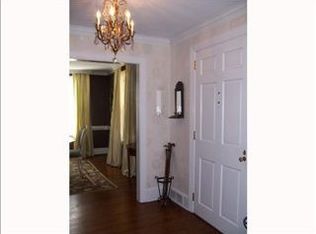 1502 Canterbury Rd, Raleigh, NC 27608