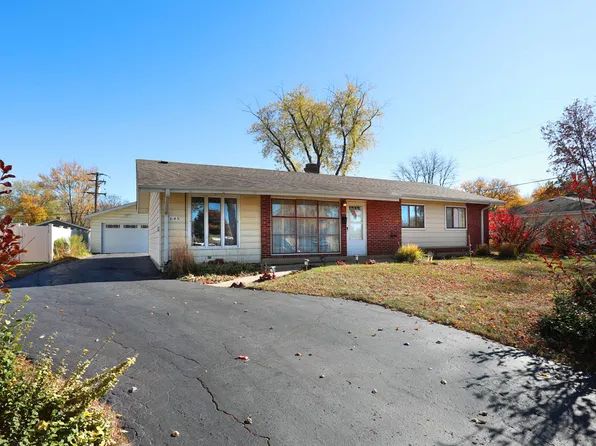 645 Olive St, Hoffman Estates, IL 60169