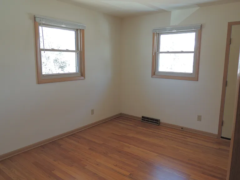 5608 Bjelde Ln #4 — Photo 4