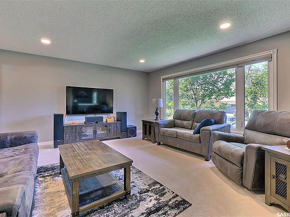 5th image of 275 Rodenbush DRIVE