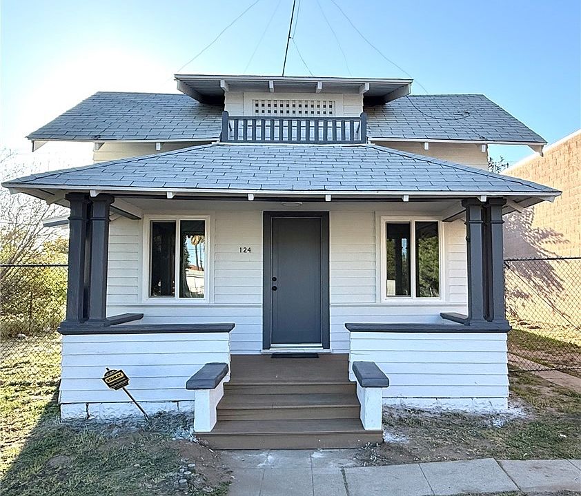 1st image of 124 S Olive Ave