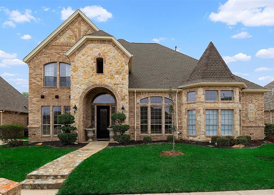 1st image of 8008 Oak Knoll Dr