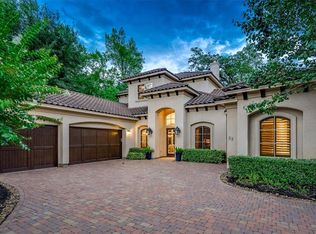 22 Johnathan Landing Ct, The Woodlands, TX 77389