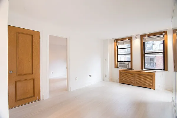 Rented by WAM Partners - William Moses Co. | media 42