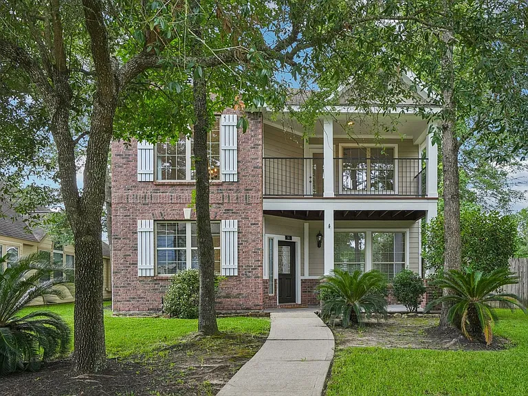 90 Panterra Way — Photo 3