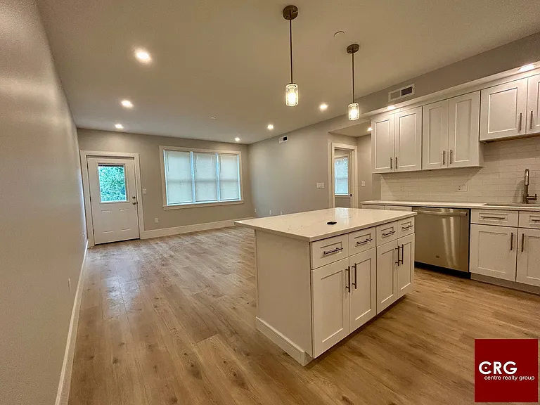 124 Kenrick St #U7 — Photo 3
