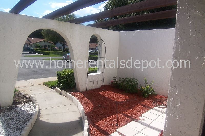2nd image of 3520 Bay Ct