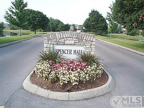 4th image of 3131 Bush Dr
