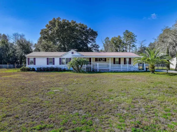 109 Roanoke Ave, Satsuma, FL 32189