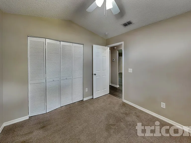 947 Sandywood Dr — Photo 9