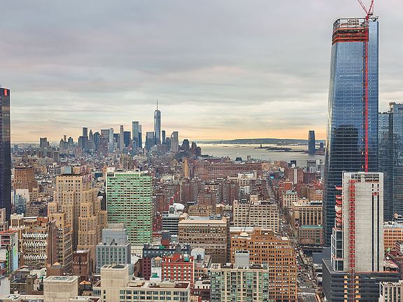 3rd image of 350 W 42nd St APT 55G