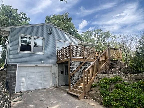2nd image of 608 W Benton St