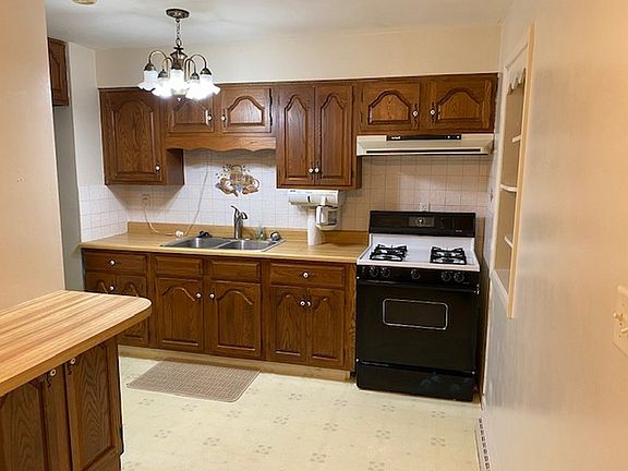 5th image of 3009 Sunnyside Ave