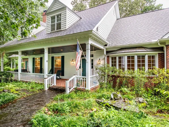 12600 Ridgehaven Rd, Little Rock, AR 72211