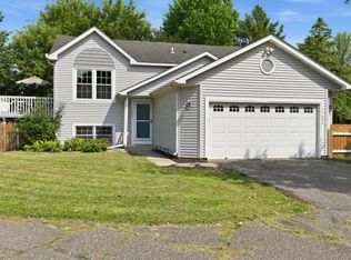 17604 Lorence Way, Eden Prairie, MN 55346