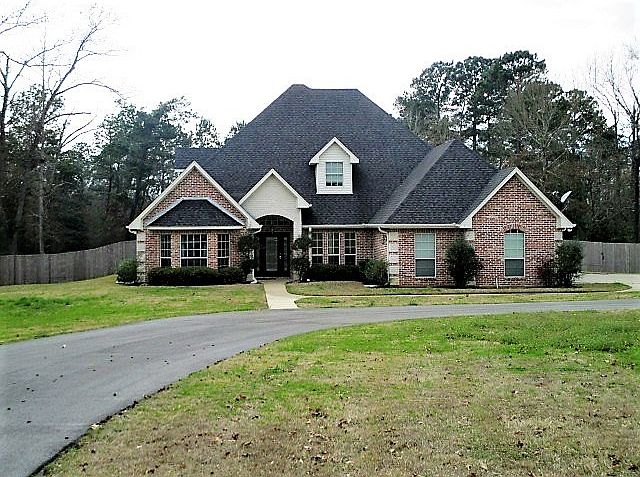 1st image of 1909 Eastwood Dr