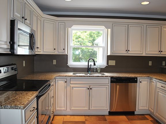 5th image of 2151 Wentworth Dr