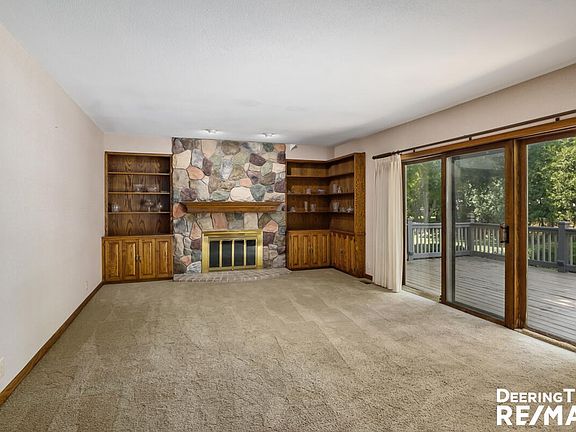 3rd image of 6025 Blythefield Ave NE