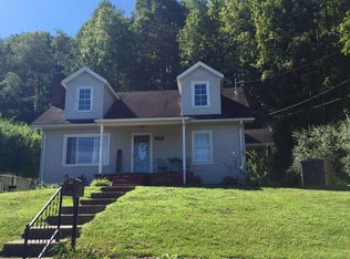 72 Highland Dr, Buckhannon, WV 26201