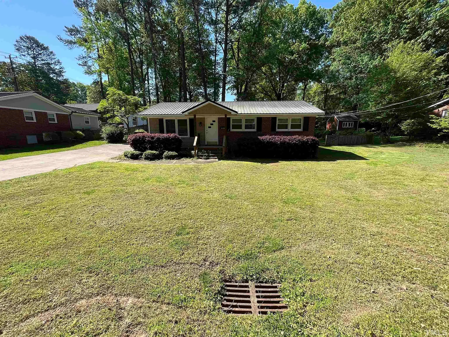 3 bed, 1146 sqft, $1,750 — Photo 1