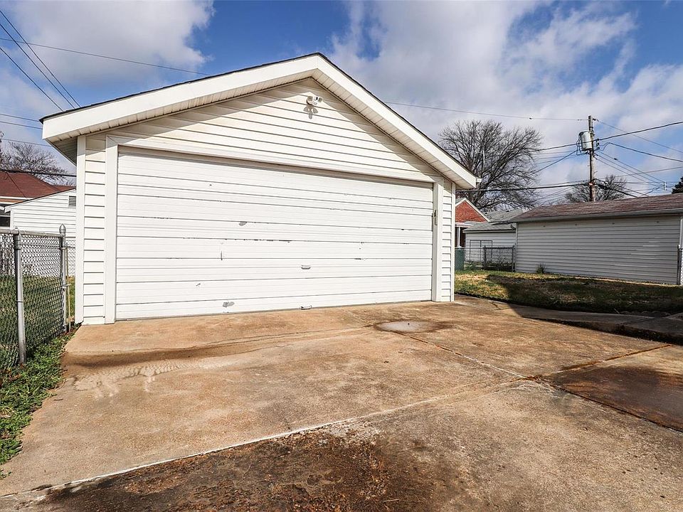 733 Dallas Dr, Saint Louis, MO 63125 Zillow