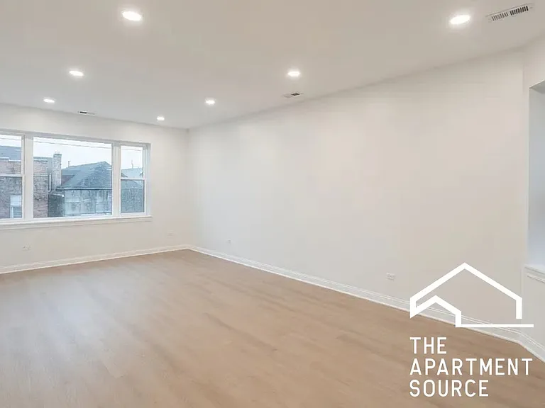 3602 W 26th St #2 — Photo 3