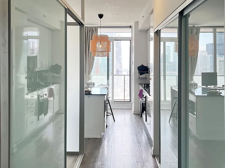 426 University Ave #4006 — Photo 10