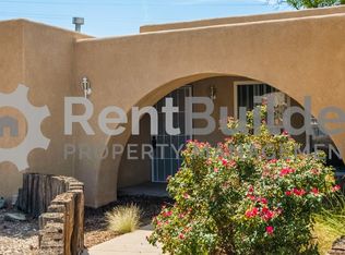 708 Rio Arriba Ave SE, Albuquerque, NM 87123