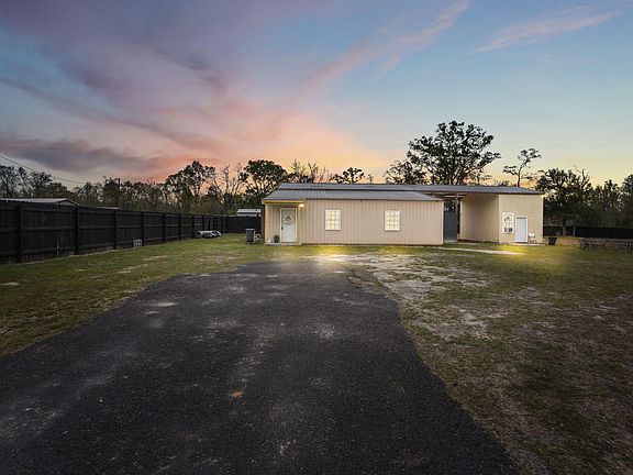 3rd image of 266 Wesley Grove Rd
