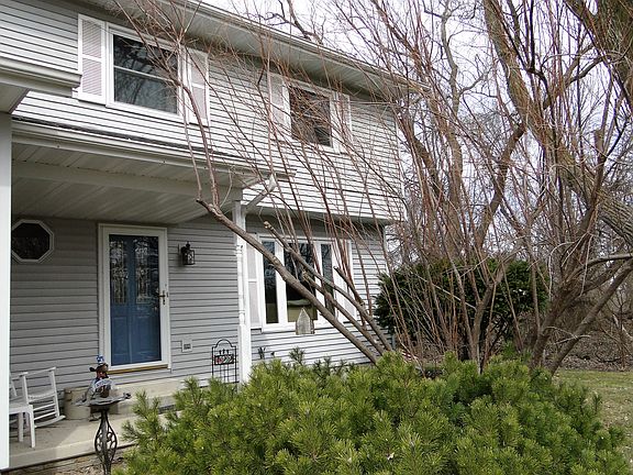 5th image of 722 Birchwood Dr