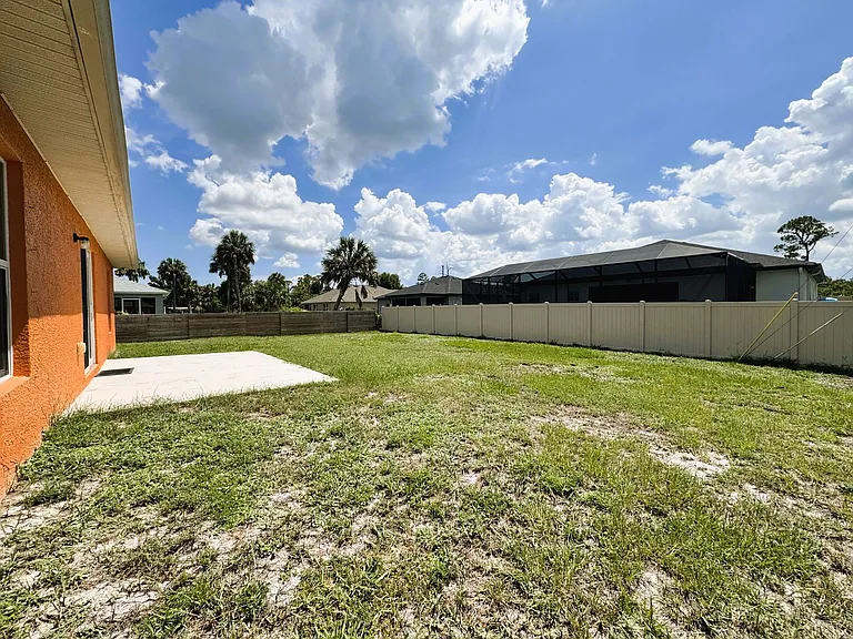 2105 Atwater Dr — Photo 17