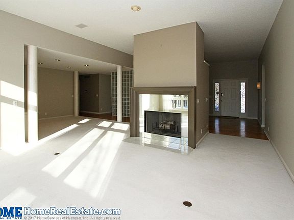 4th image of 7611 Roose St
