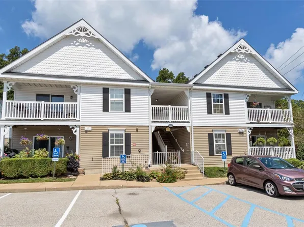172 Brandy Mill Cir Unit G, High Ridge, MO 63049