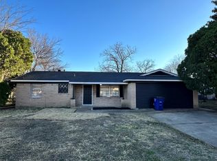 840 Jadewood Dr, Dallas, TX 75232