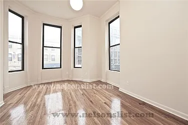 Rented by R New York