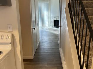 13 S 338th Pl APT B, Federal Way, WA 98003
