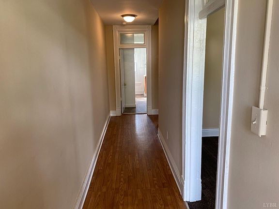 4th image of 817 Pierce St