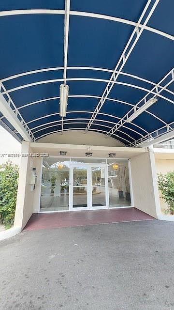 1st image of 2821 N Miami Beach Blvd #4M