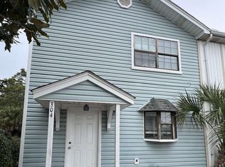 304 Oxford Ct, Mary Esther, FL 32569