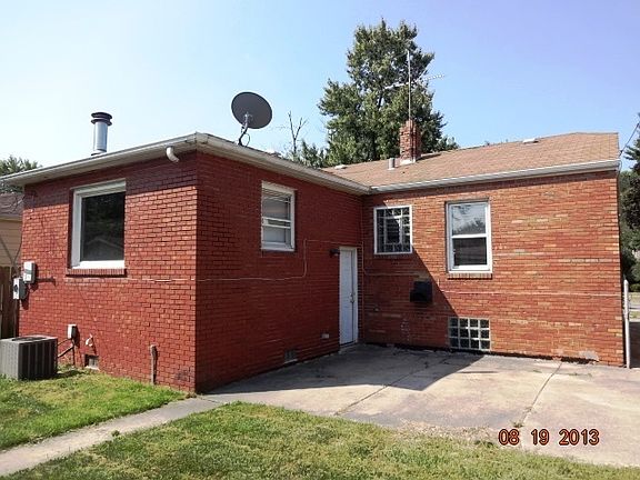 2nd image of 14919 S Oakdale Ave