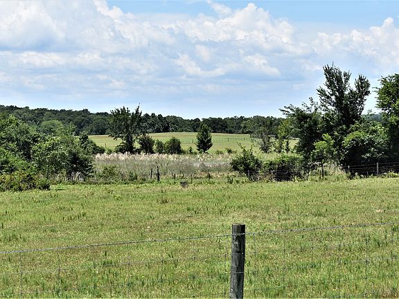 4th image of 1438 County Road 3211