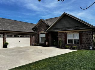 5082 Hester Ct, Piney Flats, TN 37686