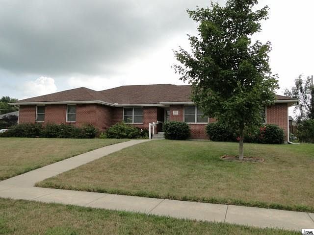 1st image of 2320 SE Cedarwood Dr