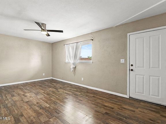 5th image of 8832 Dulce Cir