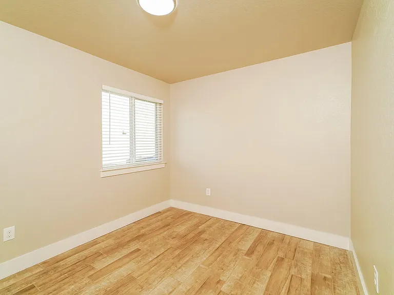 1545 Birmingham Dr — Photo 13