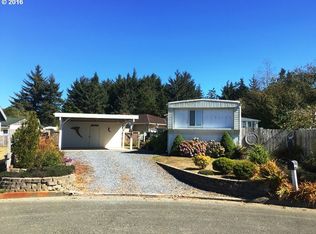 1255 Indiana Ave SE, Bandon, OR 97411