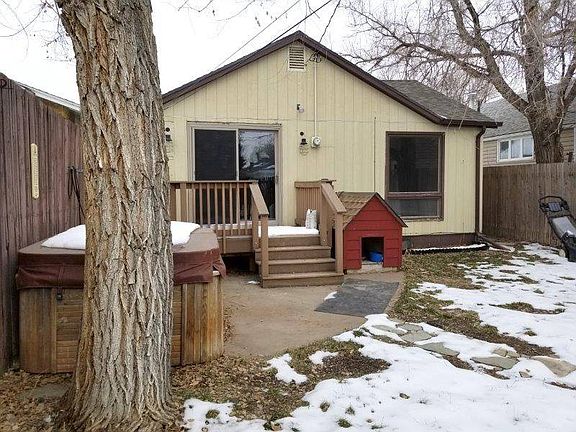 4th image of 625 3rd Ave N