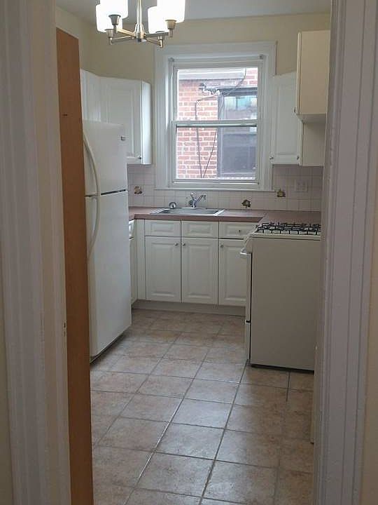 1st image of 3606 24th St #2