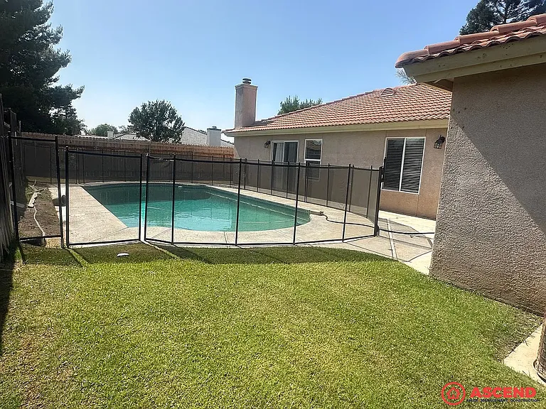 10407 Loughton Ave — Photo 19